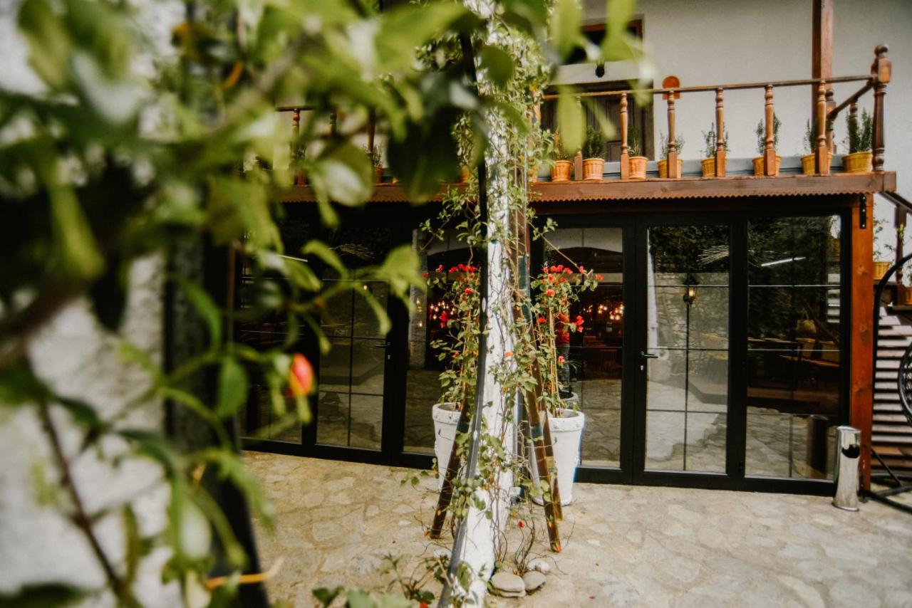 Atelier Boutique Hotel Shkoder Exterior photo